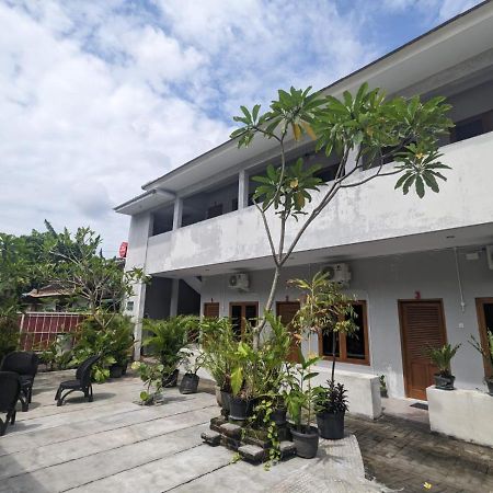 Rumah Pagar Merah Homestay Yogyakarta Exterior foto
